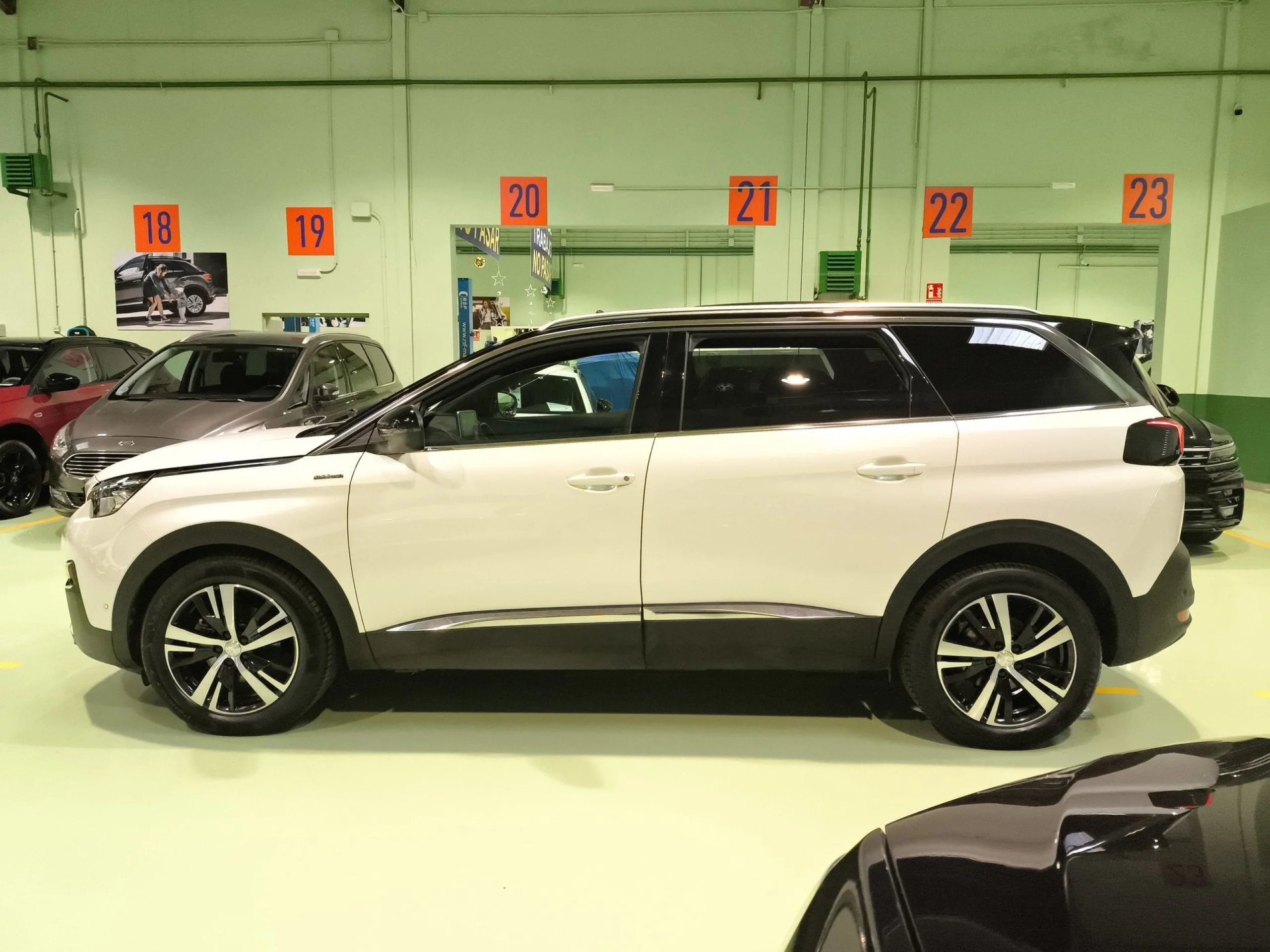 Peugeot 5008 PureTech 130 GT Line EAT8 96 kW (130 CV) - Foto 4