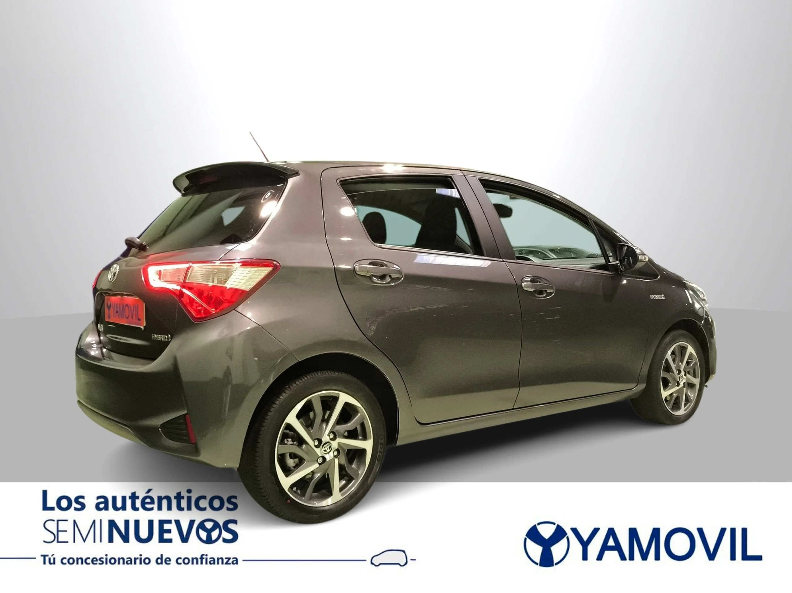 Toyota Yaris 100H Feel 74 kW (100 CV) - Foto 6