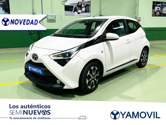 Toyota Aygo 1.0 70 x-play 53 kW (72 CV)