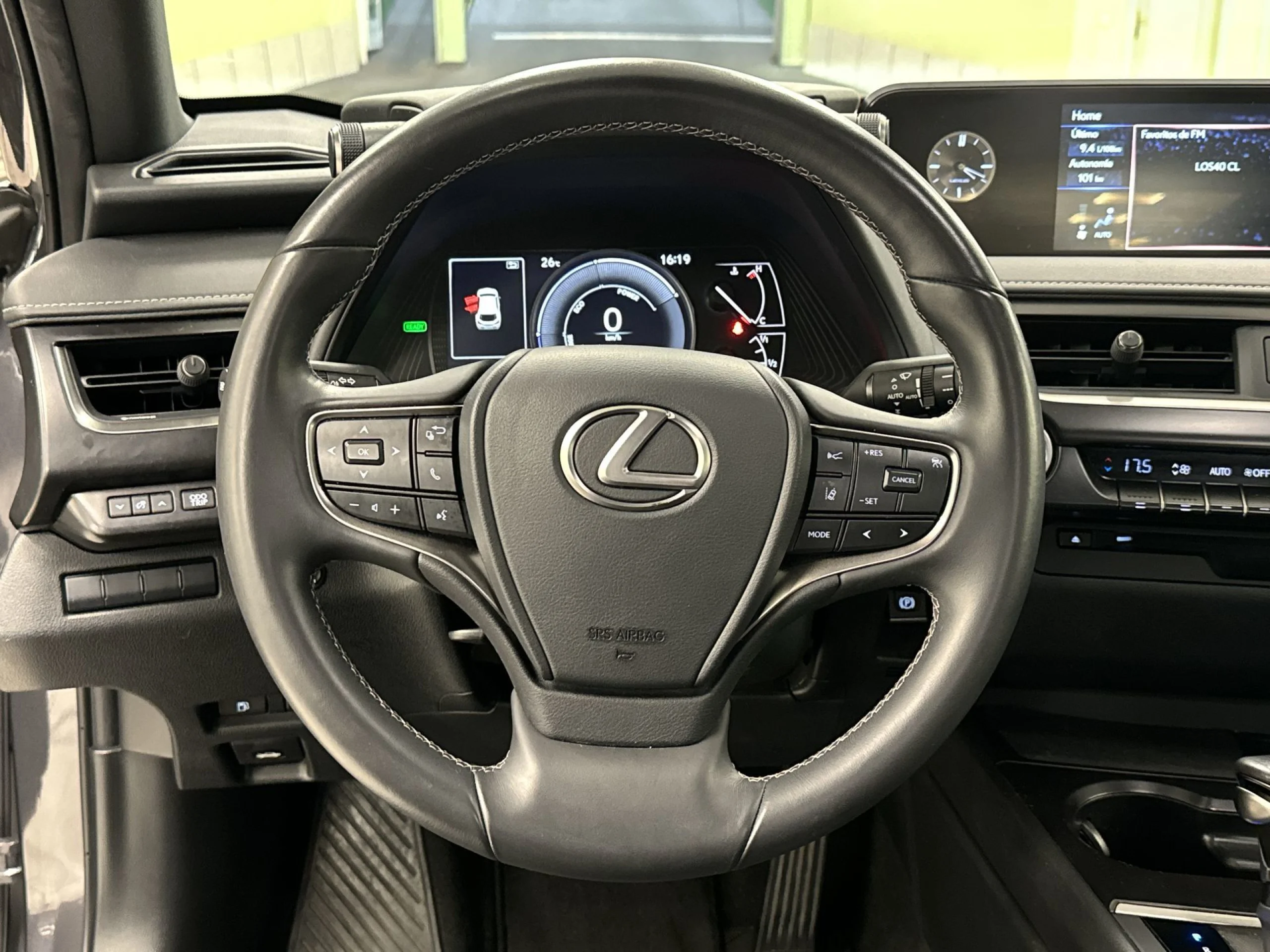 Lexus Ux 250h Business 2WD 135 kW (184 CV) - Foto 11