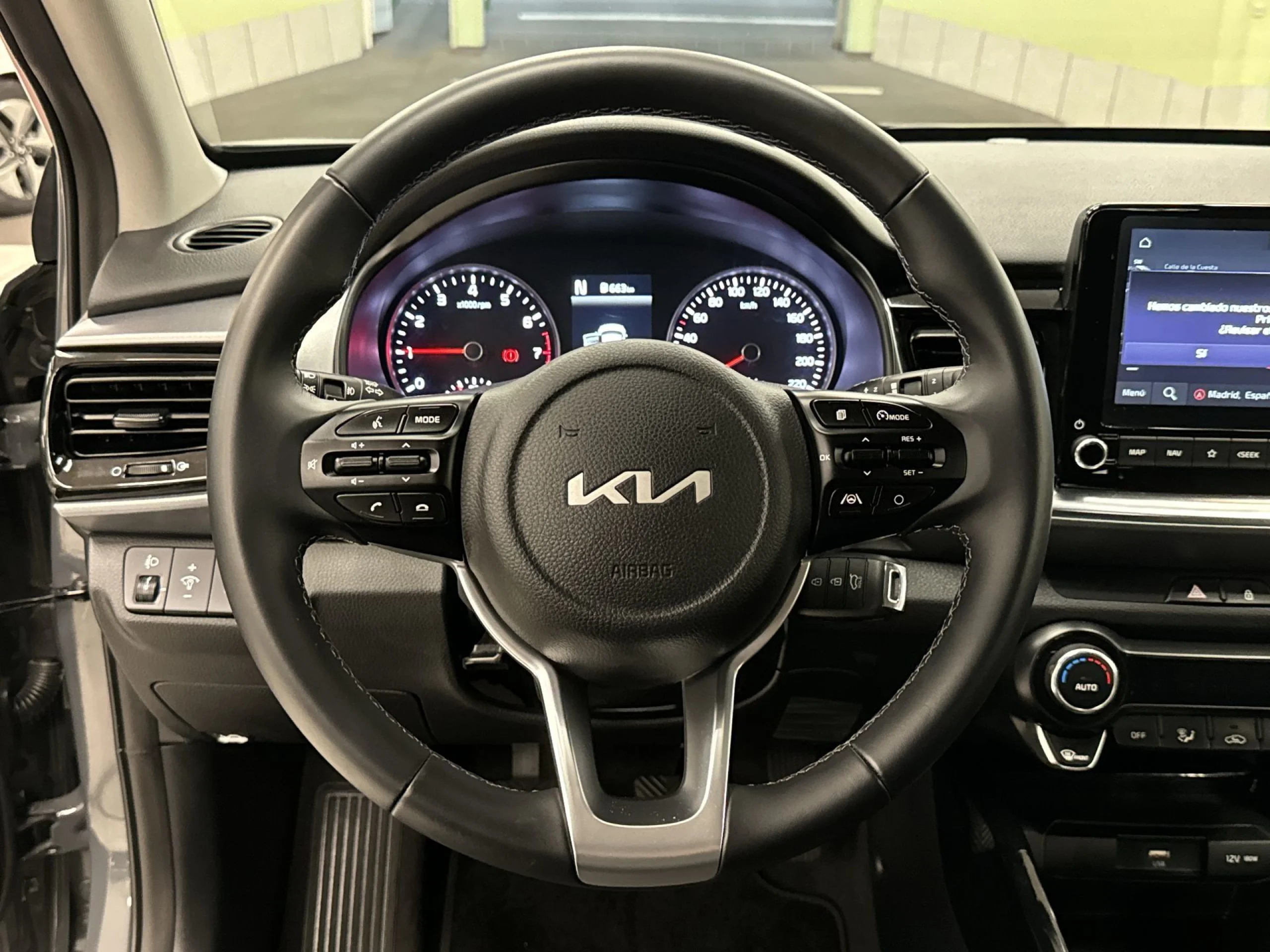 Kia Stonic 1.0 T-GDi MHEV Drive iMT 88 kW (120 CV) - Foto 11