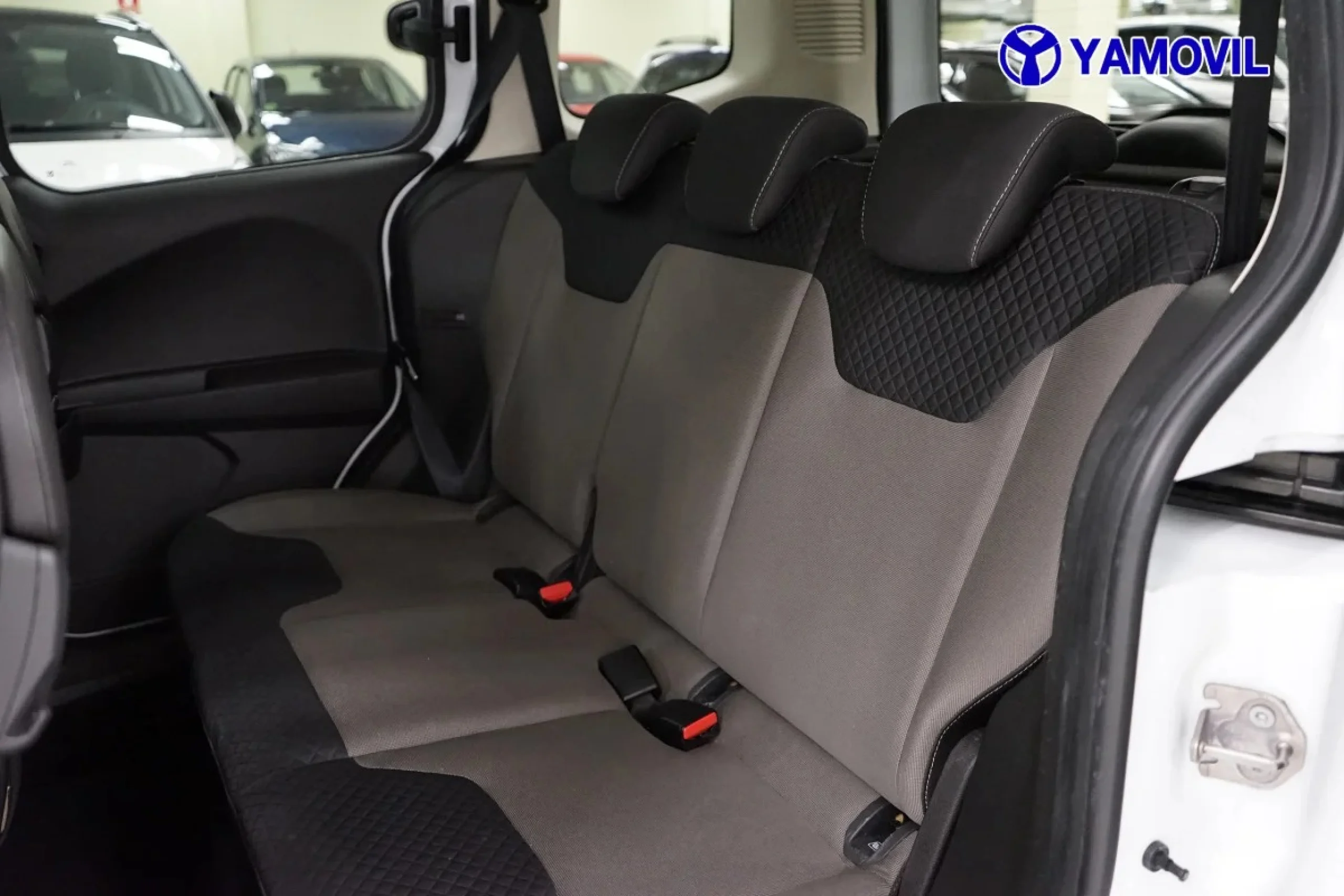 Ford Tourneo Courier 1.0 EcoBoost Titanium 74 kW (100 CV) - Foto 14
