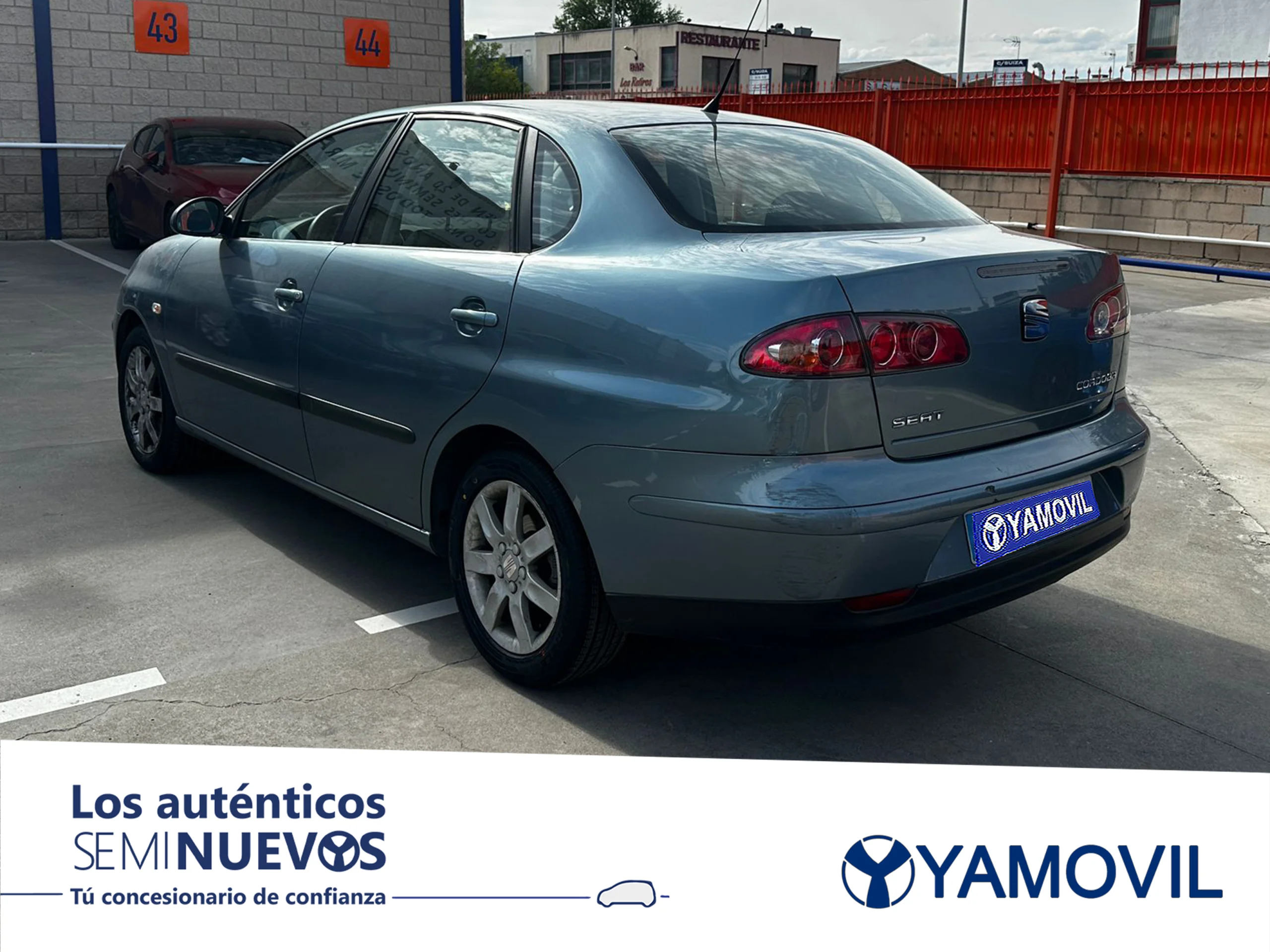 Seat Córdoba 1.4 16V Stylance 74 kW (100 CV) - Foto 4