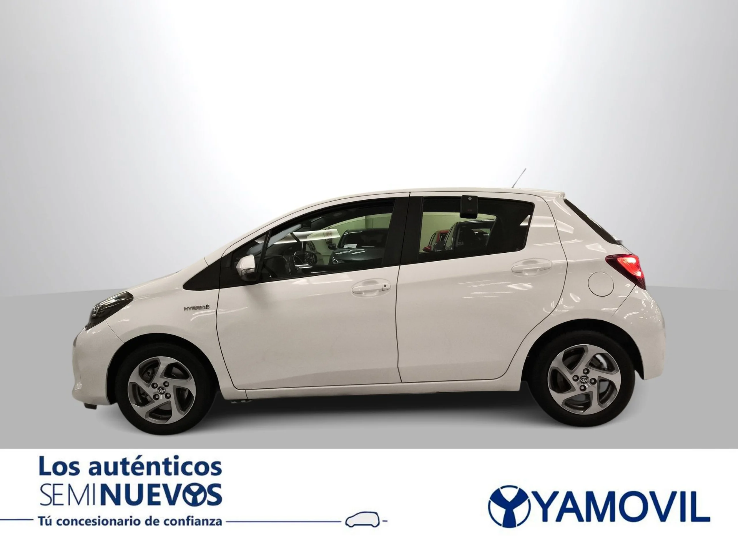 Toyota Yaris 1.5 Hybrid Active 74 kW (100 CV) - Foto 2