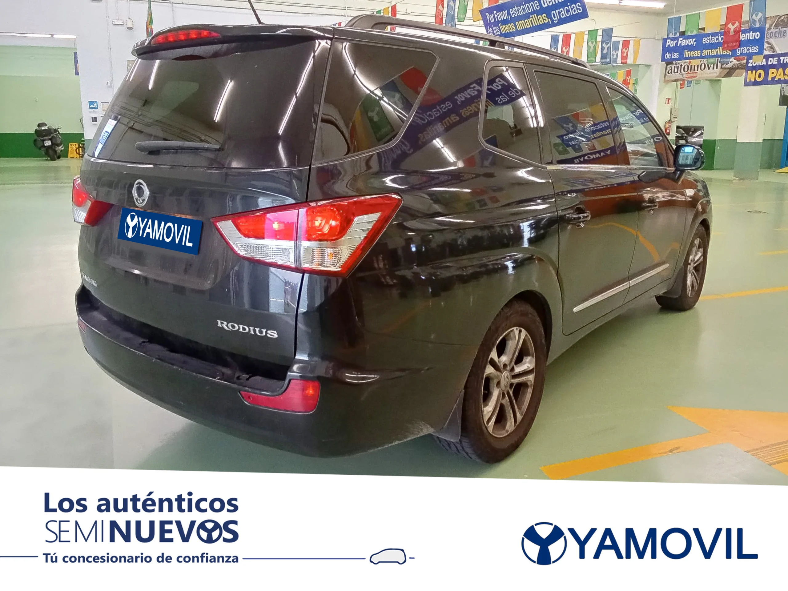 SsangYong Rodius D22T Limited Auto 131 kW (178 CV) - Foto 2