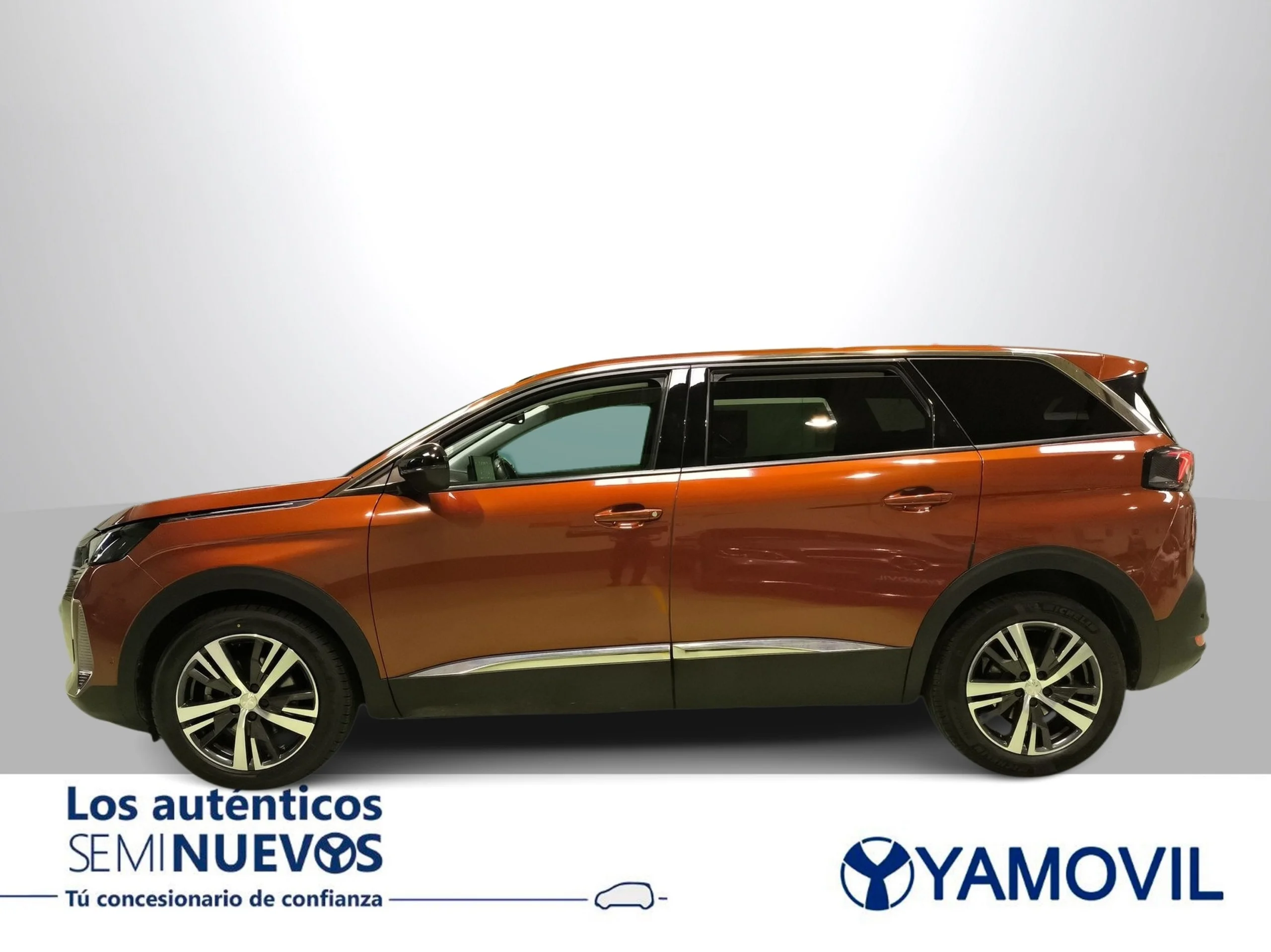 Peugeot 5008 PureTech 130 SANDS Allure 96 kW (130 CV) EAT8 - Foto 2