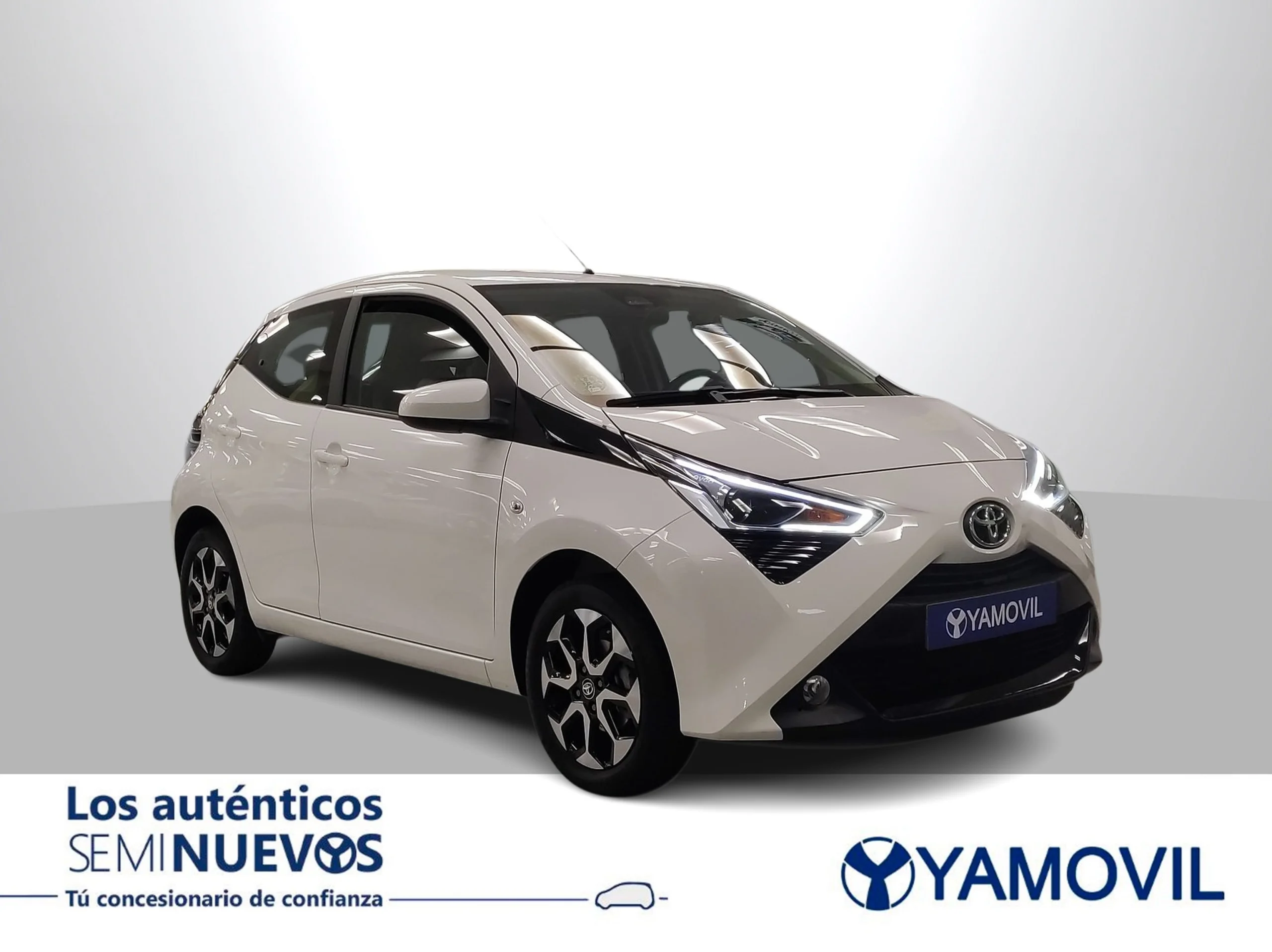 Toyota Aygo 1.0 70 x-play 53 kW (72 CV) - Foto 5