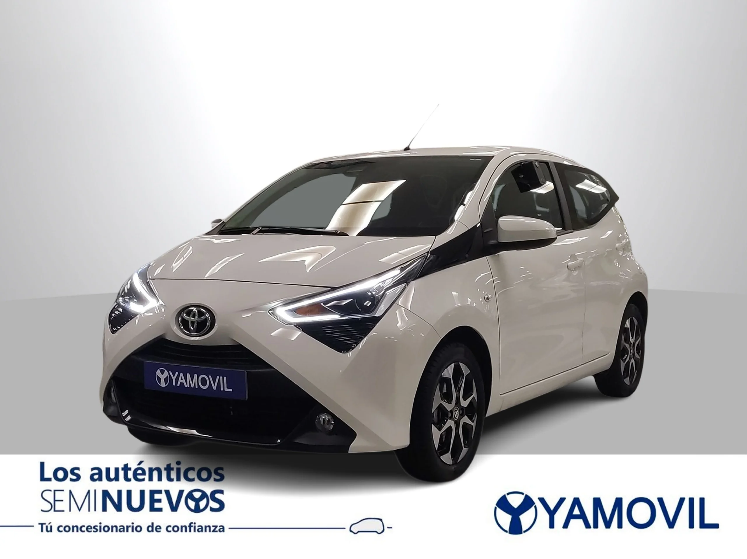 Toyota Aygo 1.0 70 x-play 53 kW (72 CV) - Foto 1