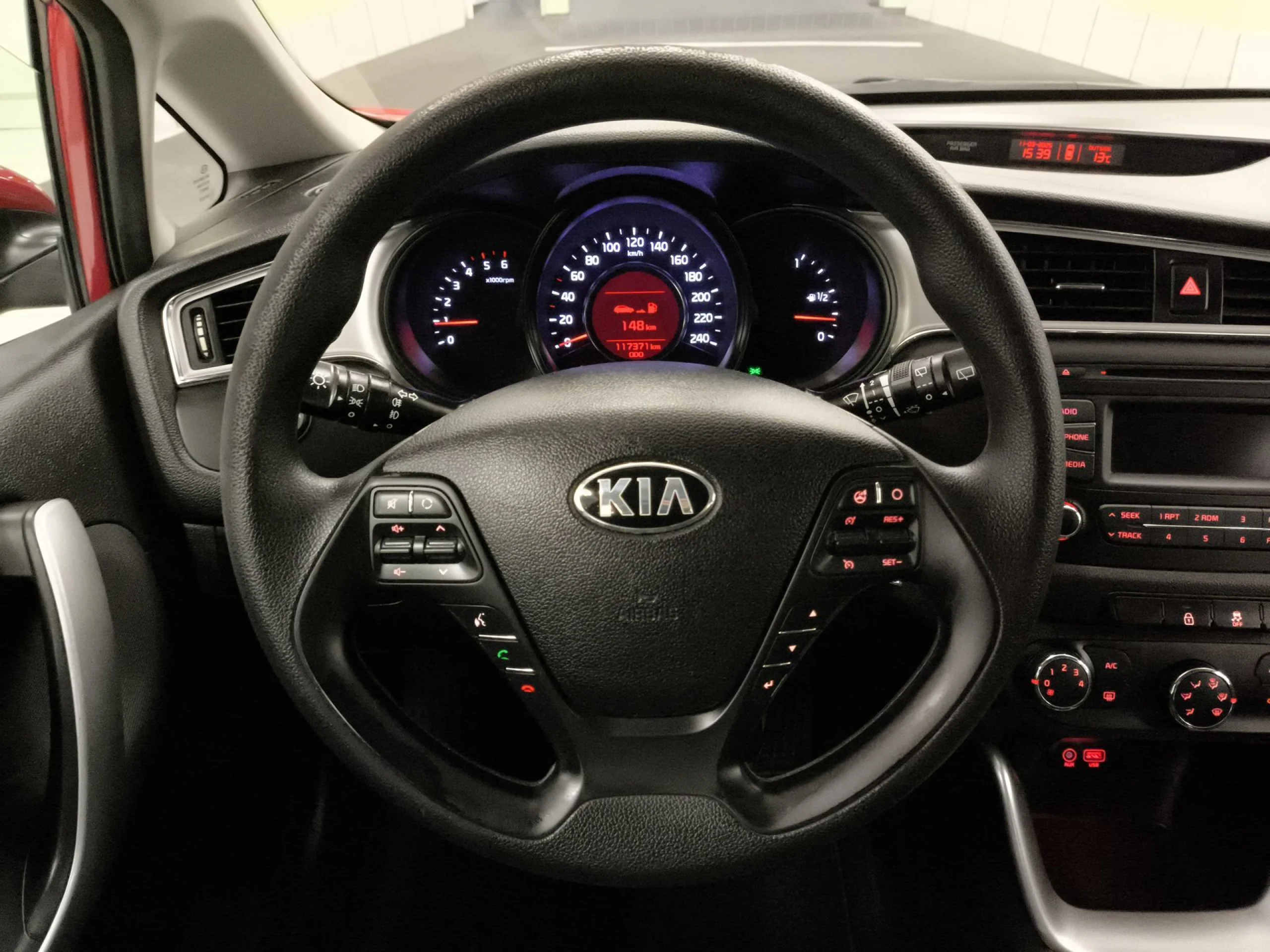 Kia Ceed 1.4 CRDi WGT Concept 66 kW (90 CV) - Foto 11