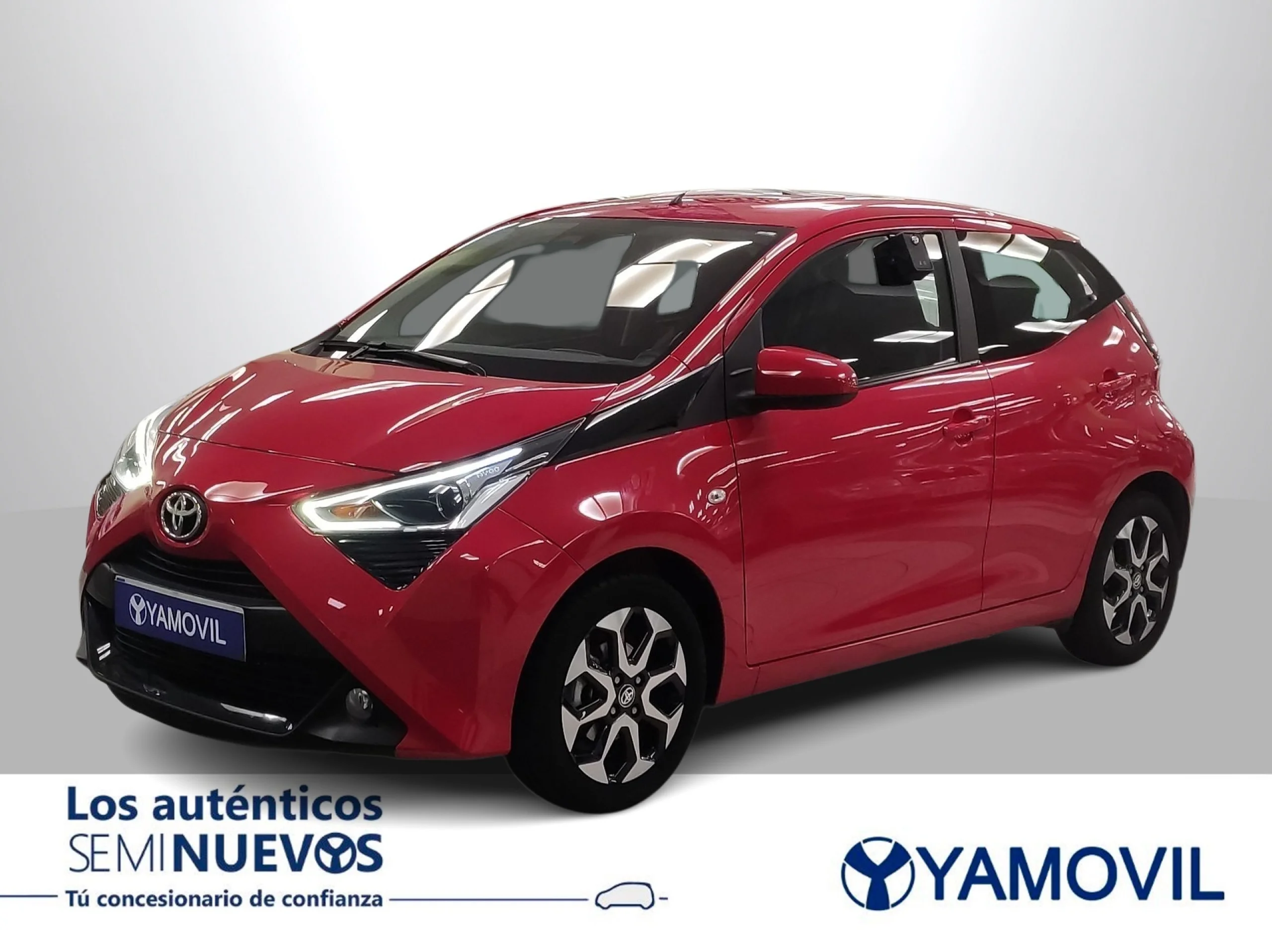 Toyota Aygo 1.0 70 x-play 53 kW (72 CV) - Foto 1