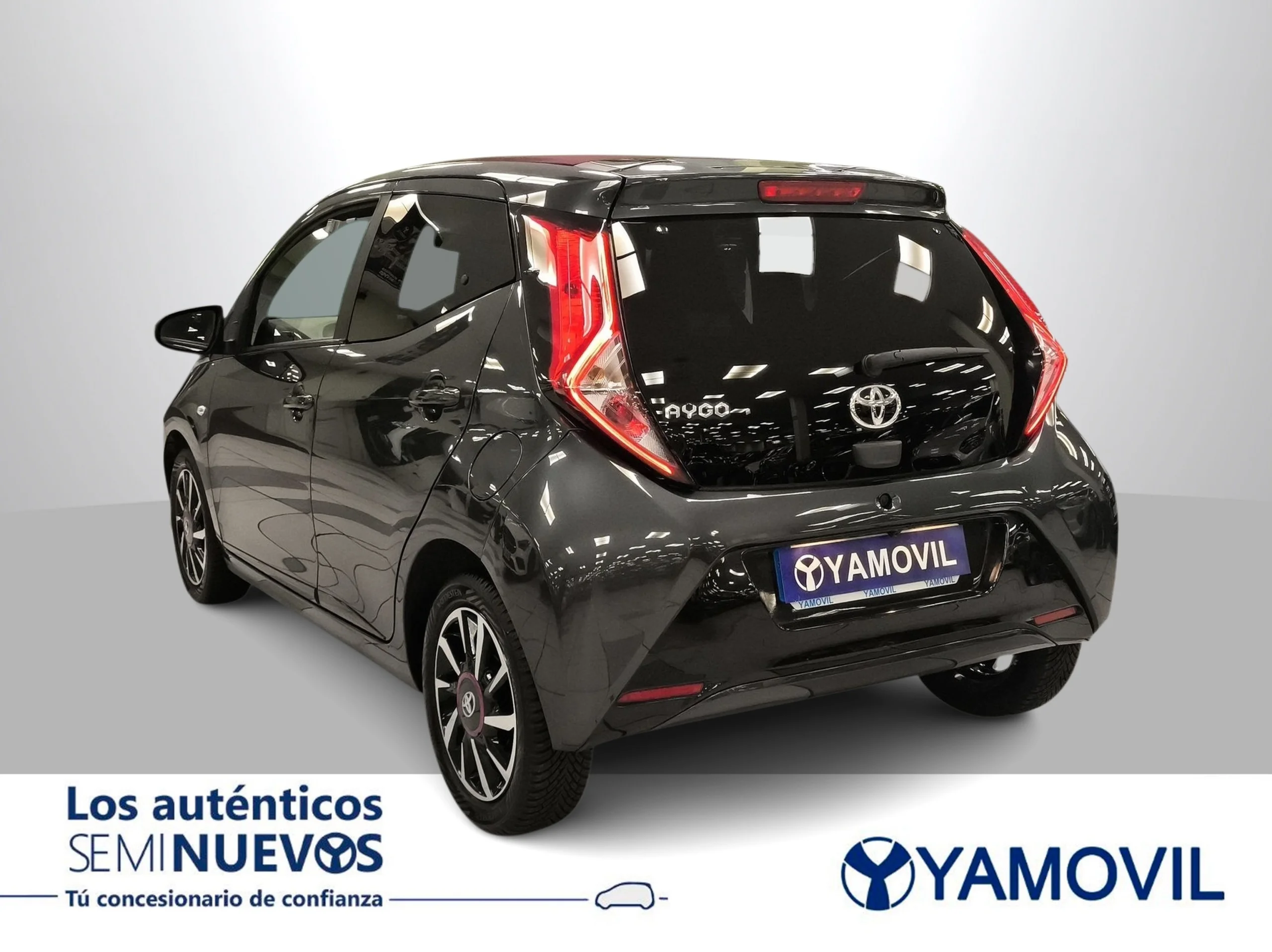 Toyota Aygo 70 x-style 53 kW (72 CV) - Foto 3