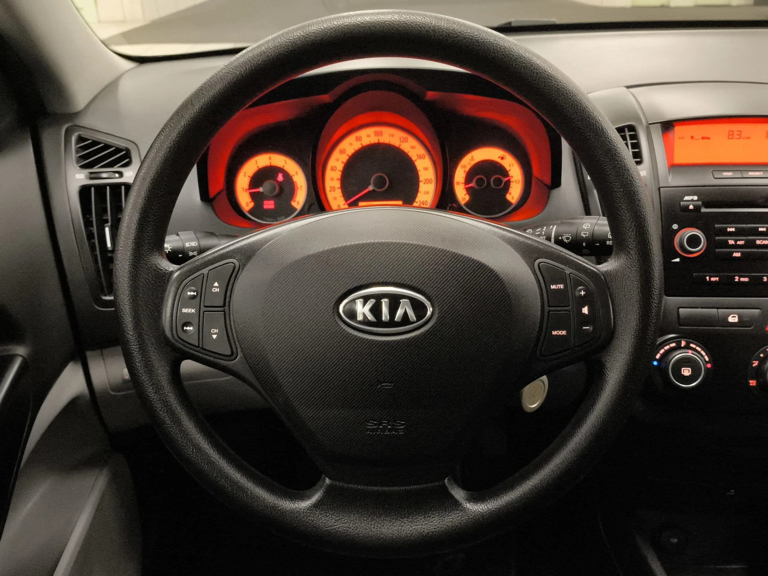 Kia Ceed 1.4 CVVT Concept 80 kW (109 CV) - Foto 11