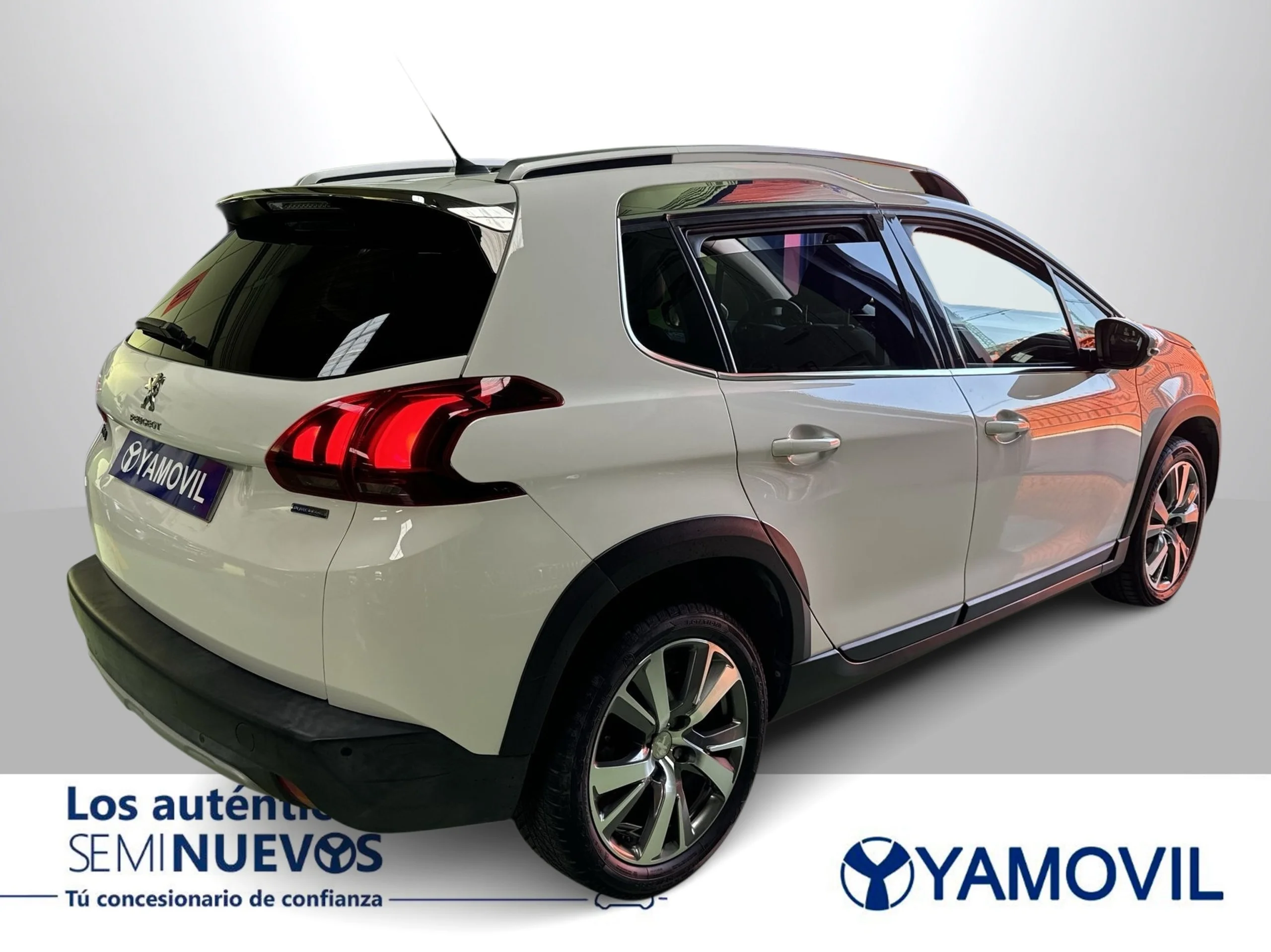 Peugeot 2008 SUV PureTech 110 SANDS Allure EAT6 81 kW (110 CV) - Foto 6