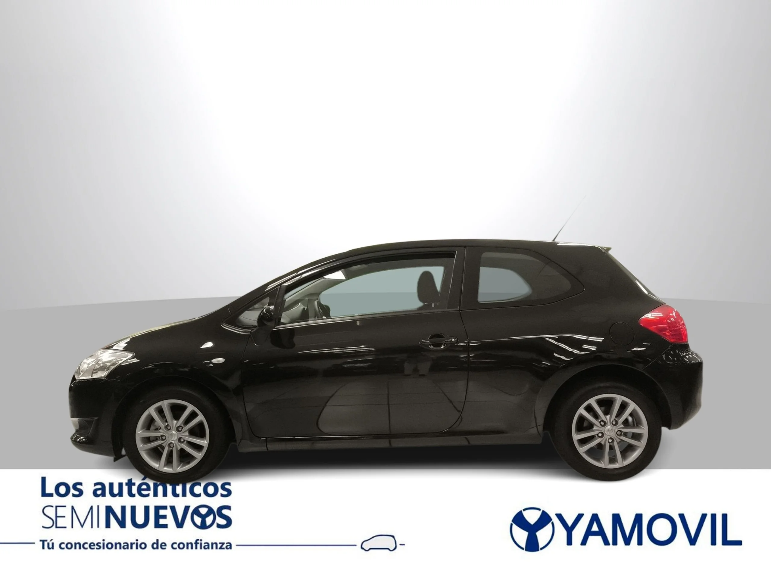 Toyota Auris 1.4 D-4D Active 66 kW (90 CV) - Foto 4