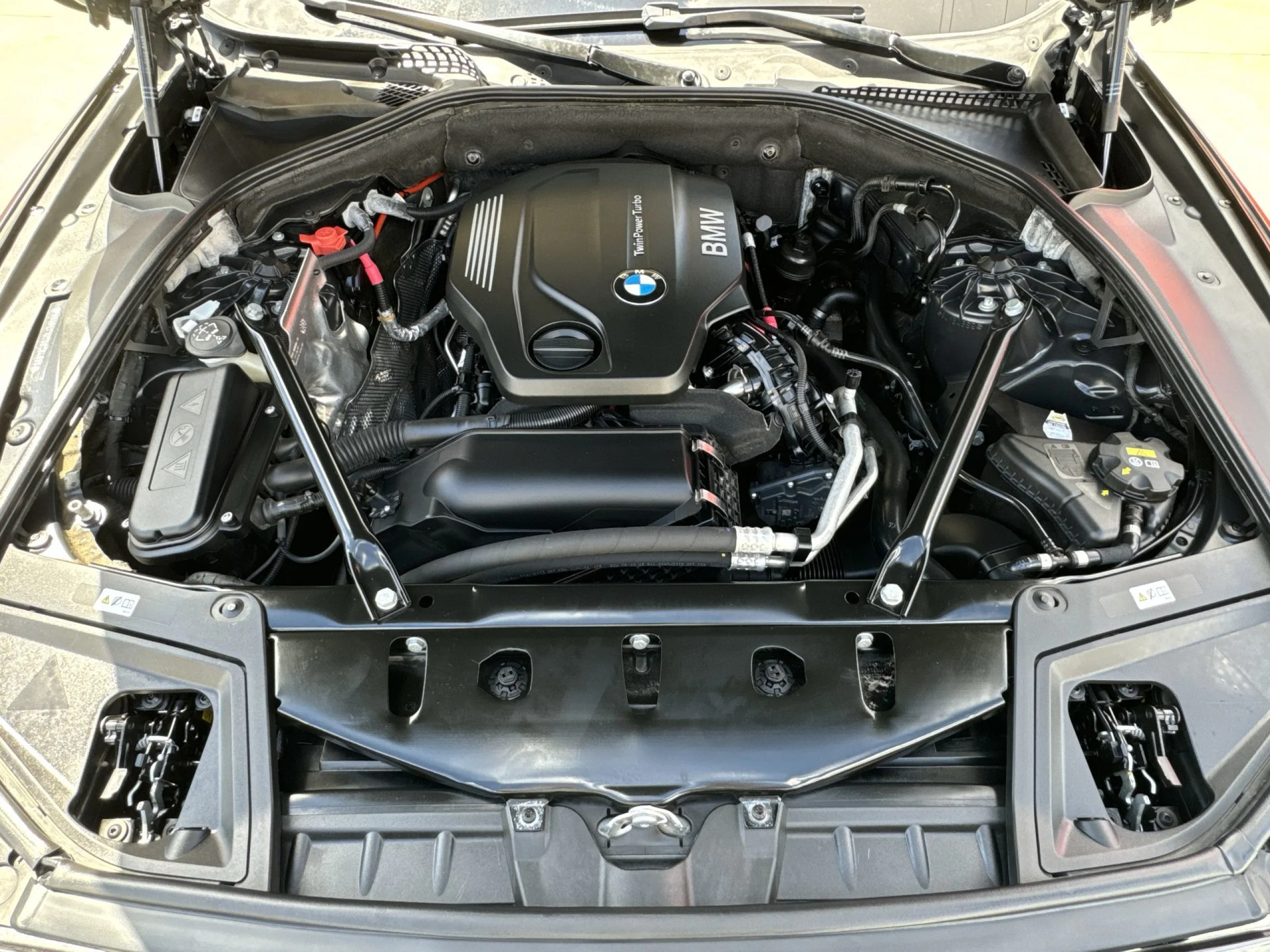 BMW Serie 5 520d xDrive 140 kW (190 CV) - Foto 22