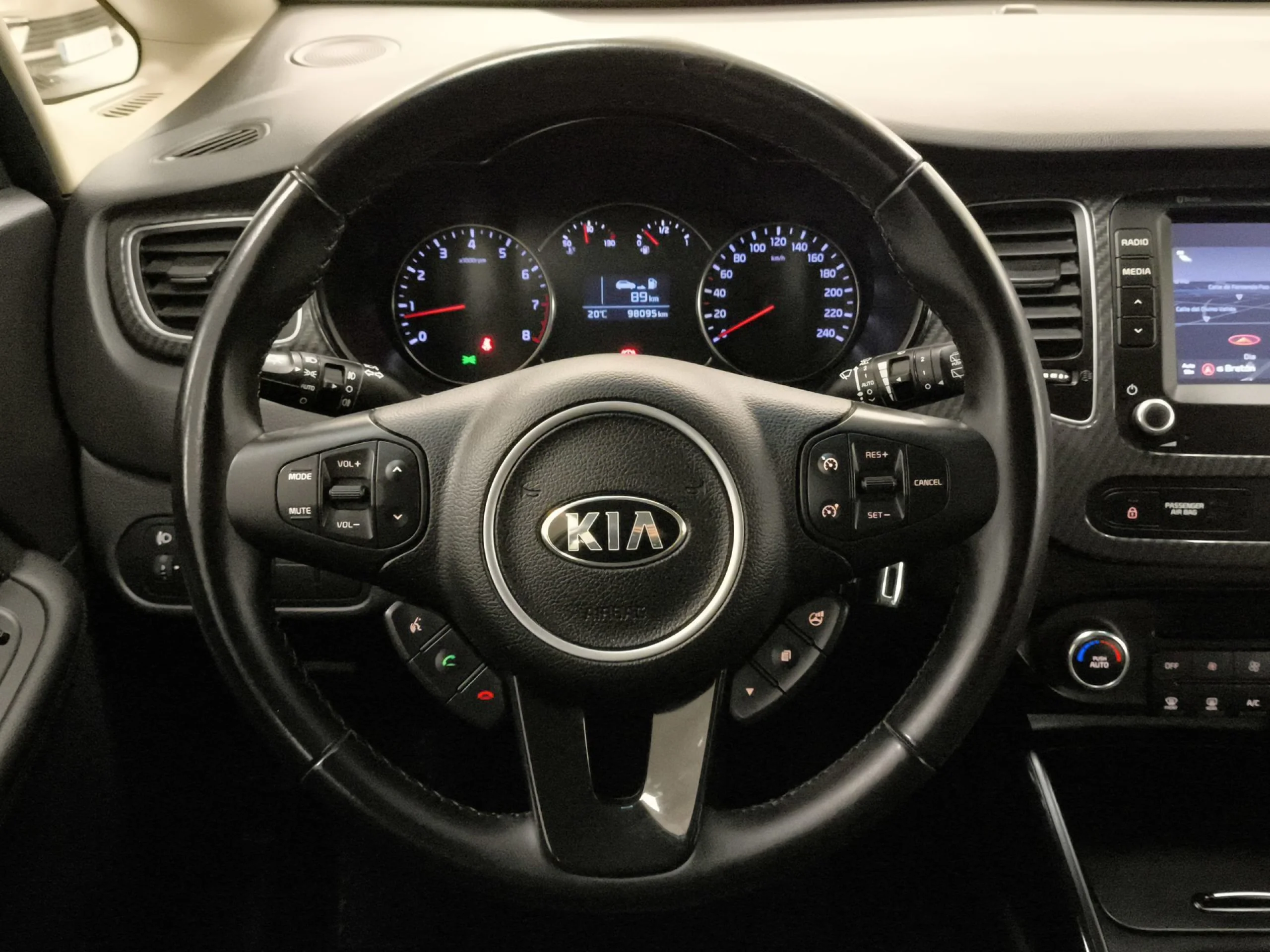 Kia Carens 1.6 GDi Drive 99 kW (135 CV) - Foto 11