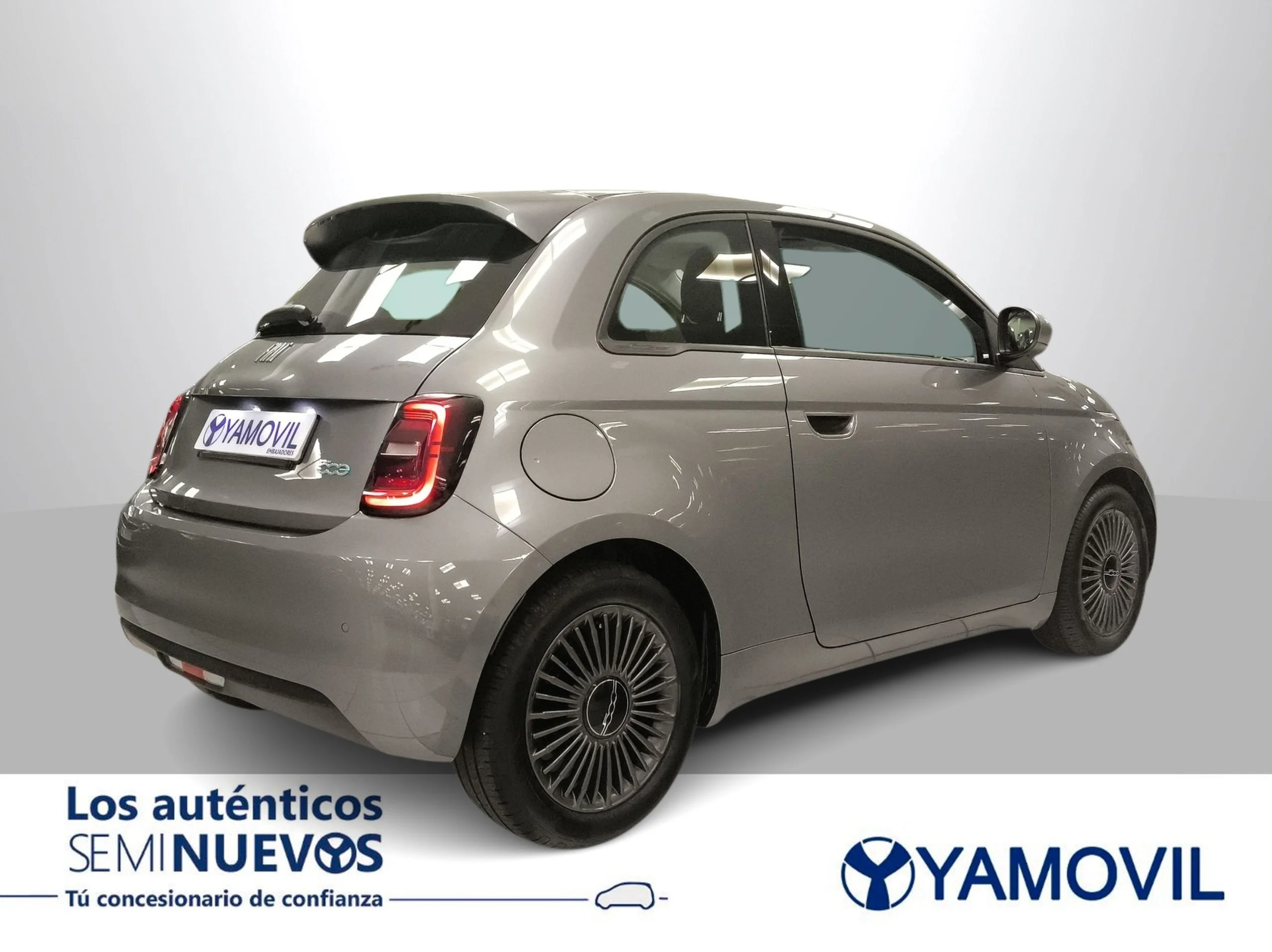 Fiat 500 Electrico Action Hb 185 km 70 kW (95 CV) - Foto 6