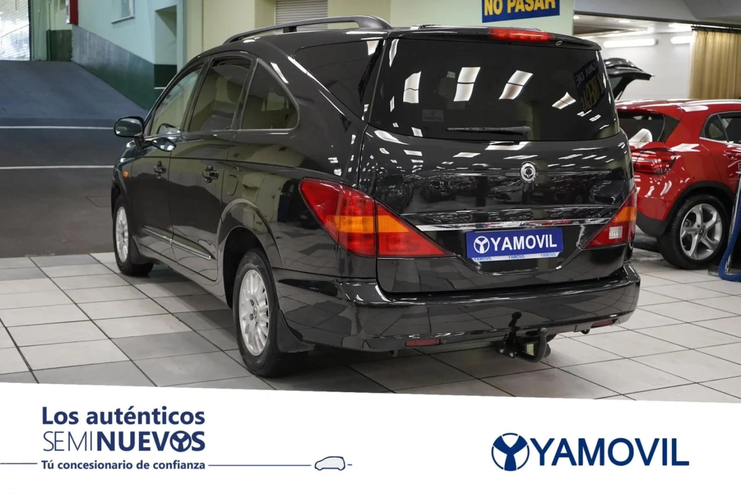 SsangYong Rodius 270 Xdi Limited 121 kW (165 CV) - Foto 6