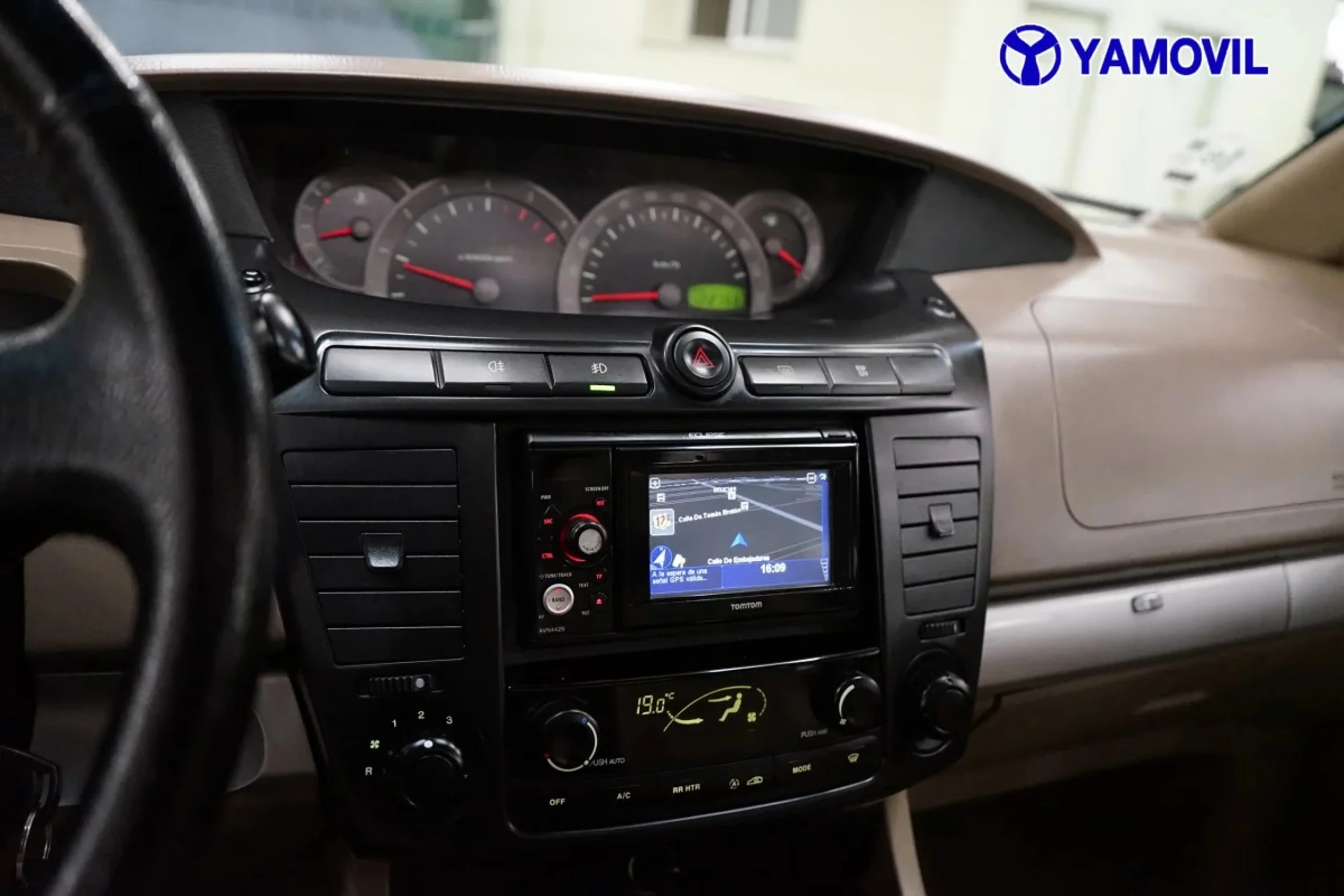 SsangYong Rodius 270 Xdi Limited 121 kW (165 CV) - Foto 24