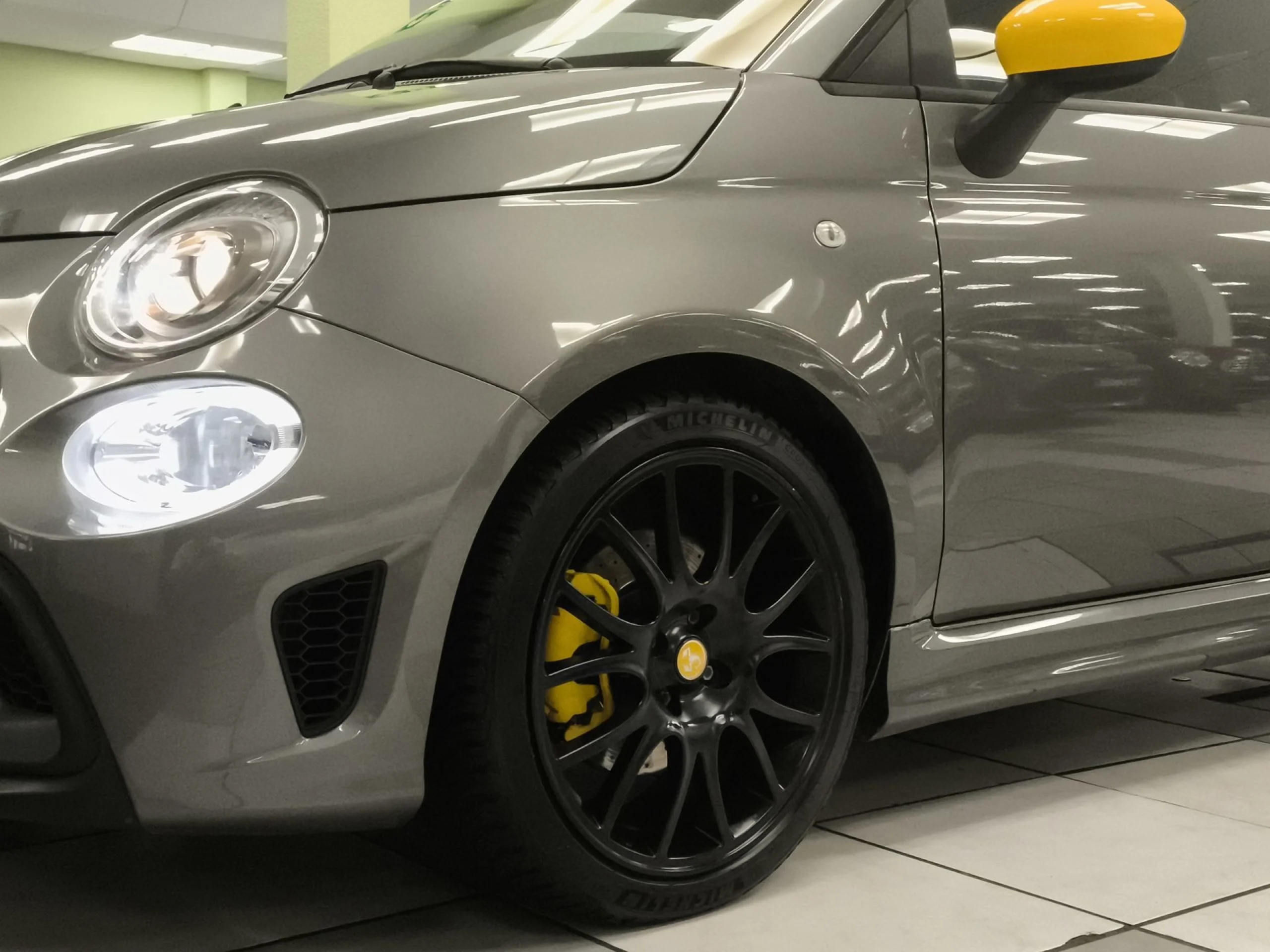 Abarth 500 1.4 16v T-Jet 595 Pista 121 kW (165 CV) - Foto 7