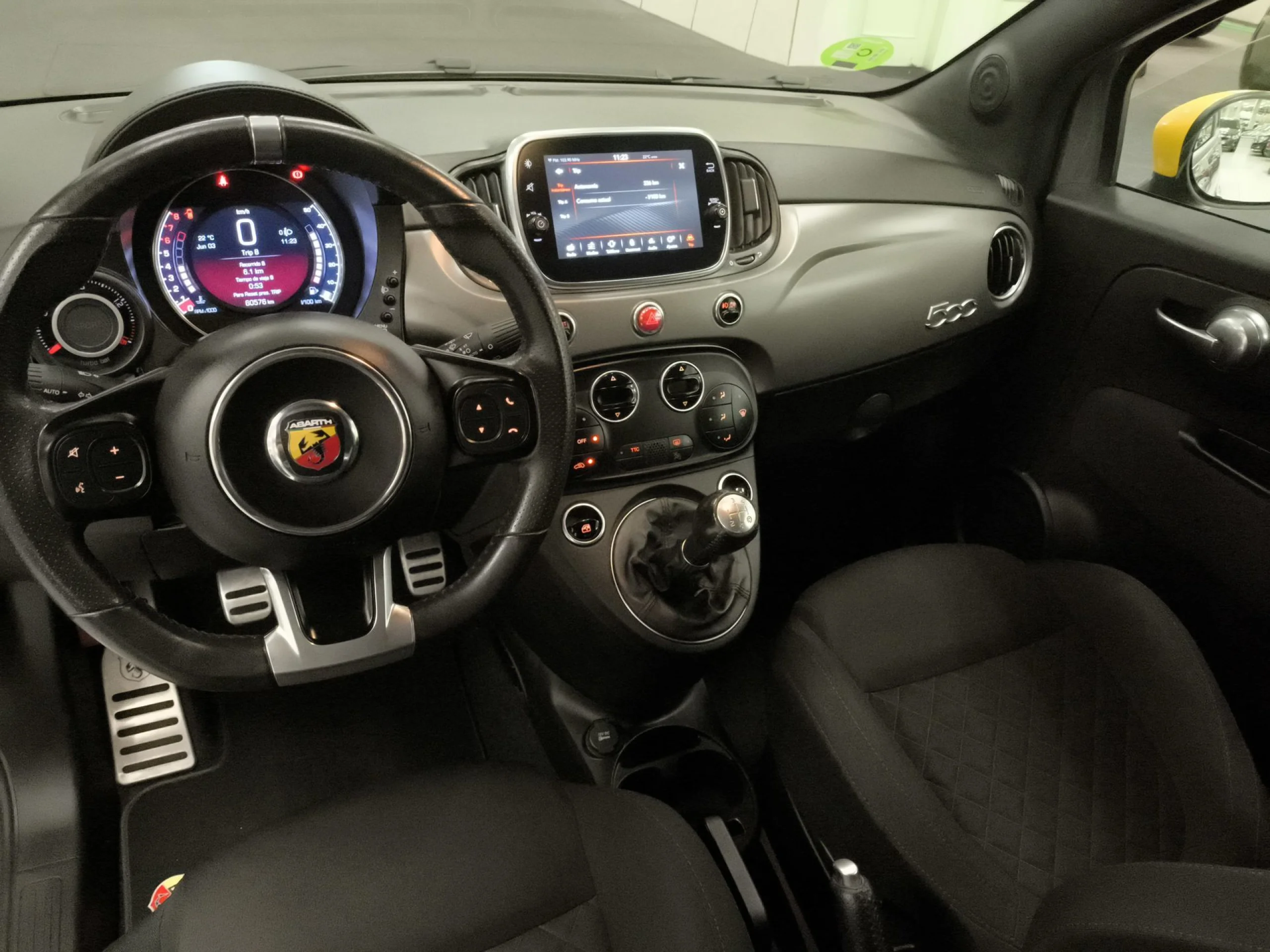 Abarth 500 1.4 16v T-Jet 595 Pista 121 kW (165 CV) - Foto 17