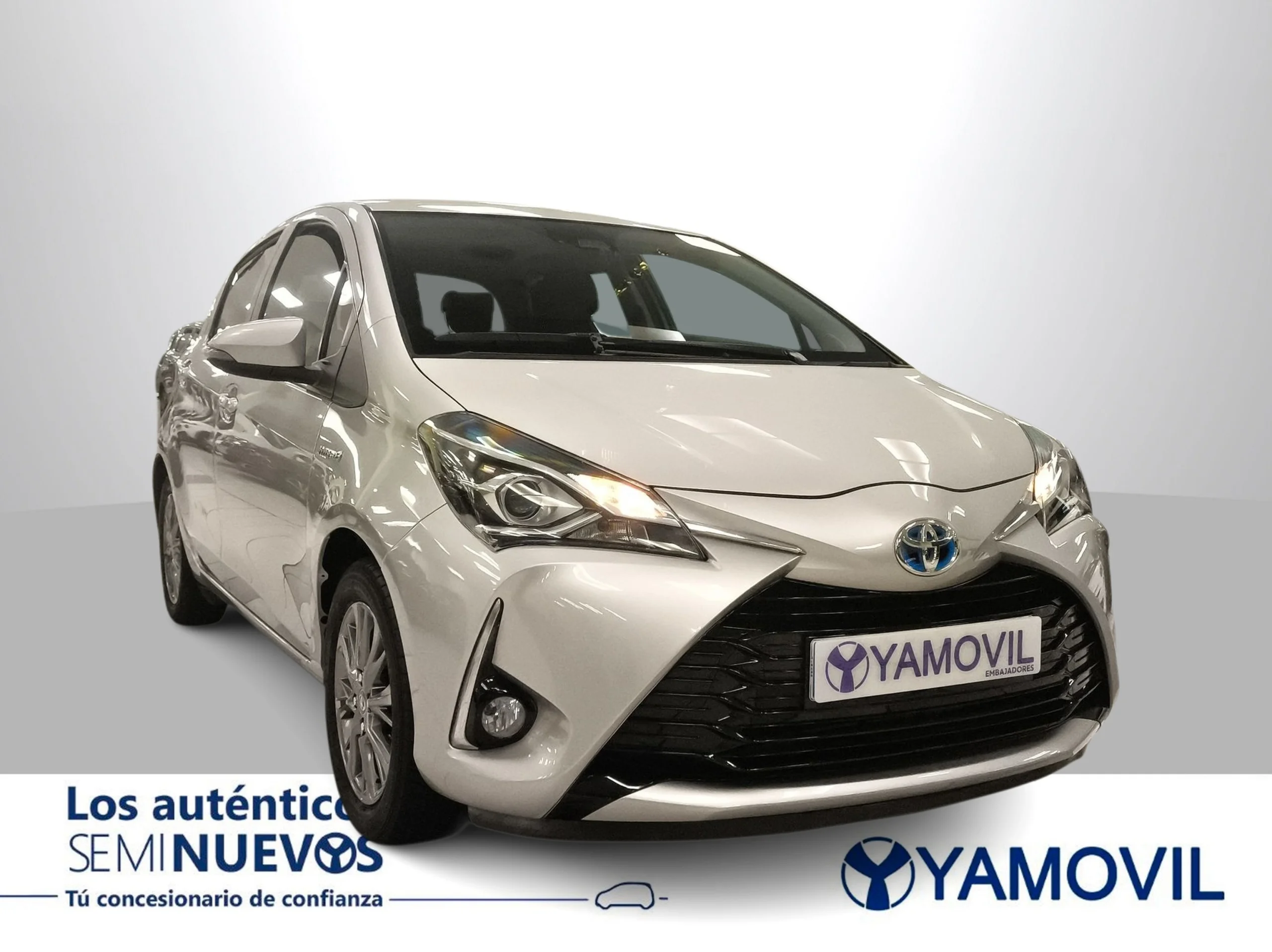 Toyota Yaris 1.5 100H Active Tech 74 kW (100 CV) - Foto 2