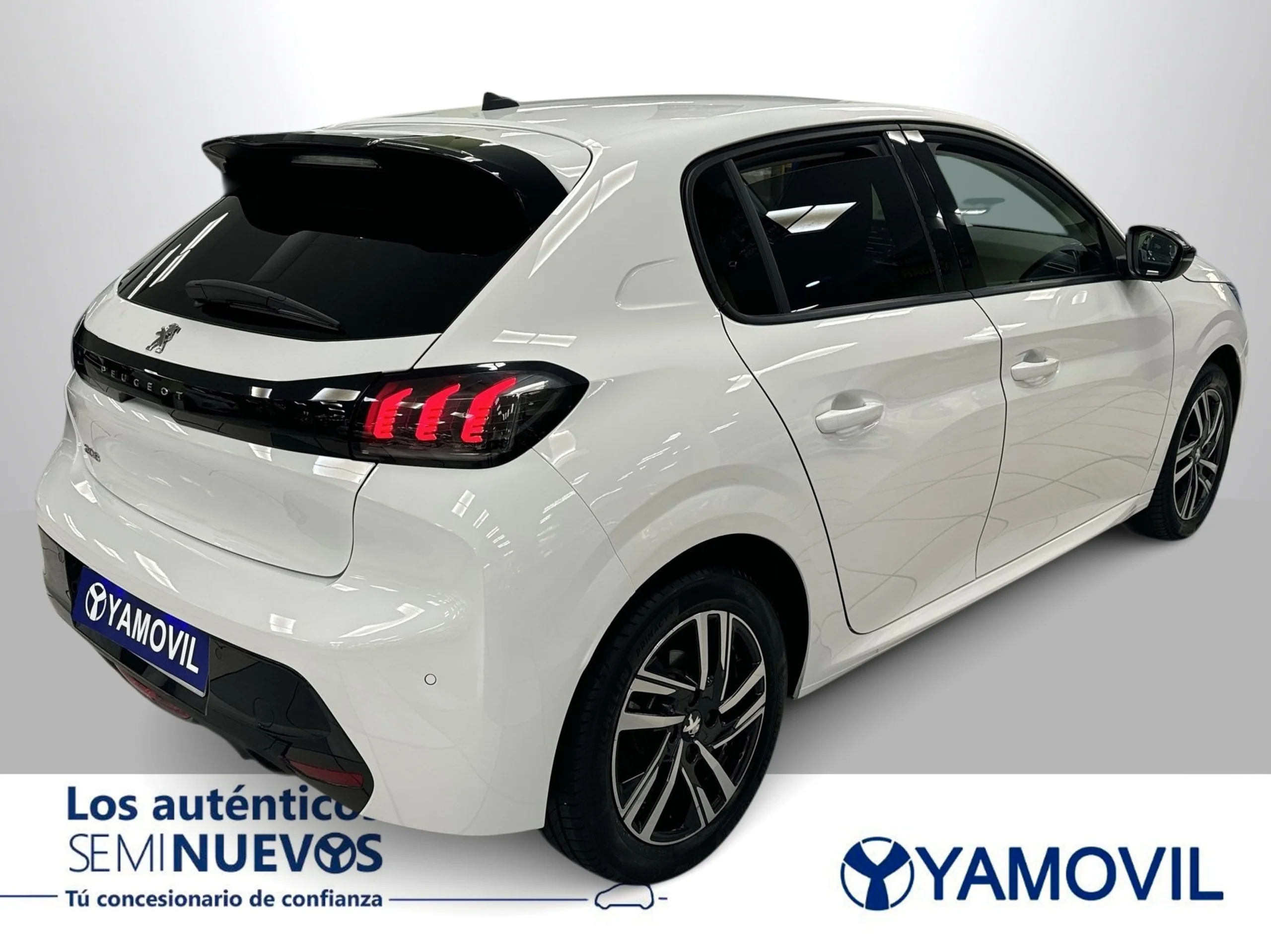 Peugeot 208 PureTech 100 Allure Pack EAT8 75 kW (100 CV) - Foto 6