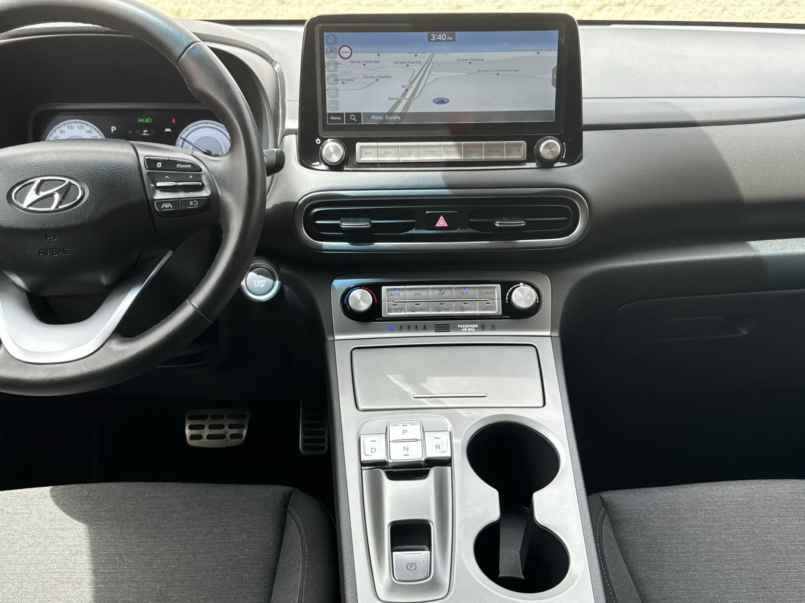 Hyundai Kona EV Tecno 2C 100 kW (136 CV) - Foto 18