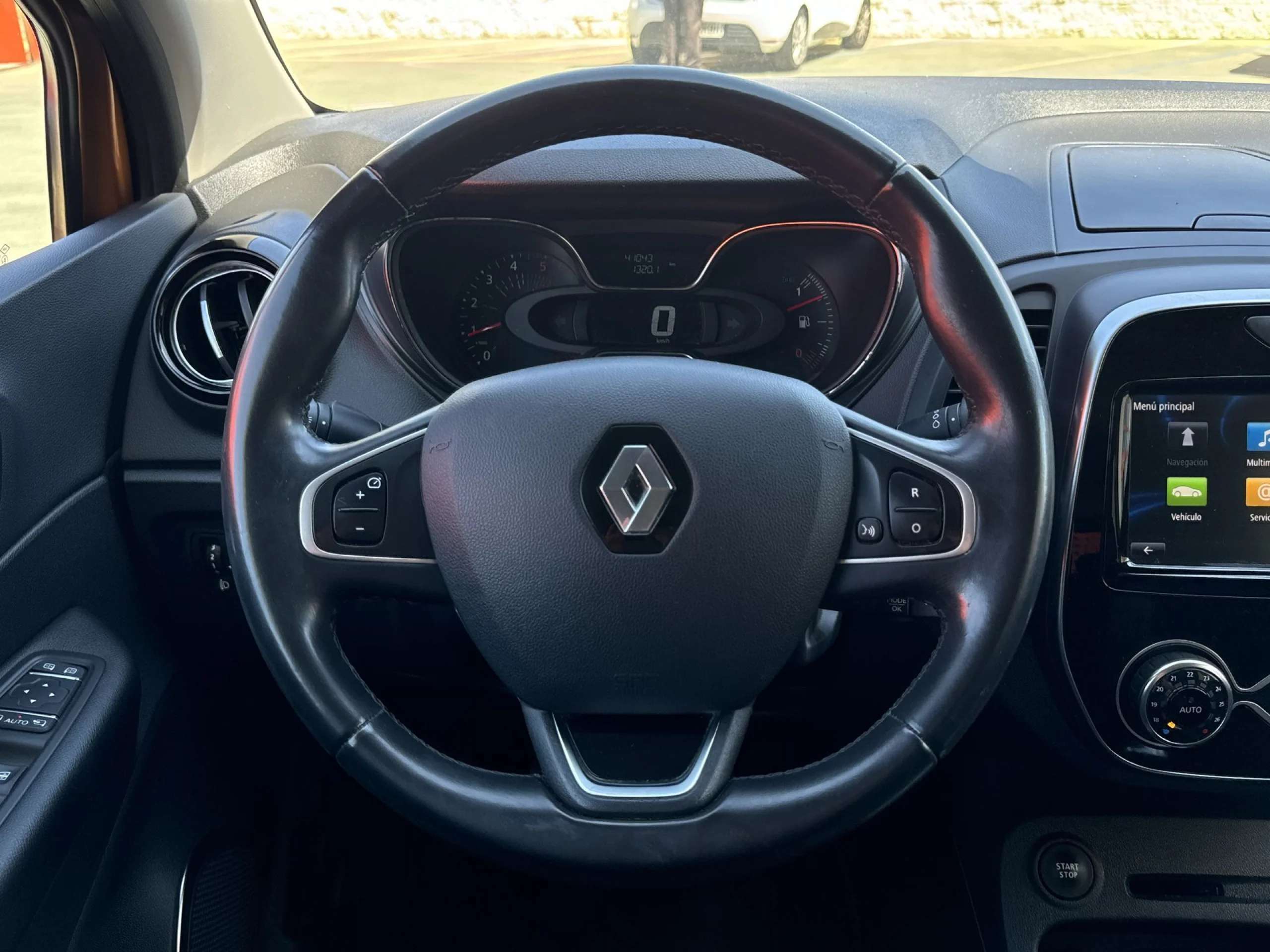 Renault Captur Zen dCi 66 kW (90 CV) - Foto 11