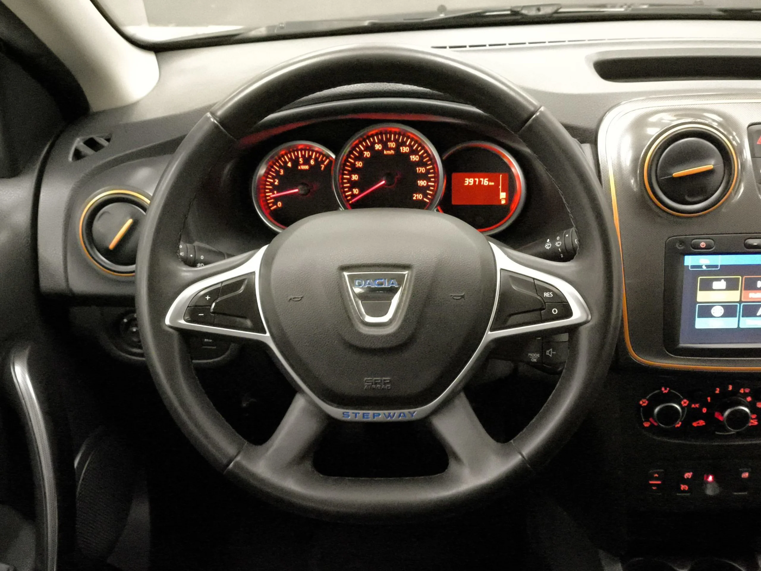 Dacia Sandero Serie Limitada Trotamundos TCe 66 kW (90 CV) - Foto 11