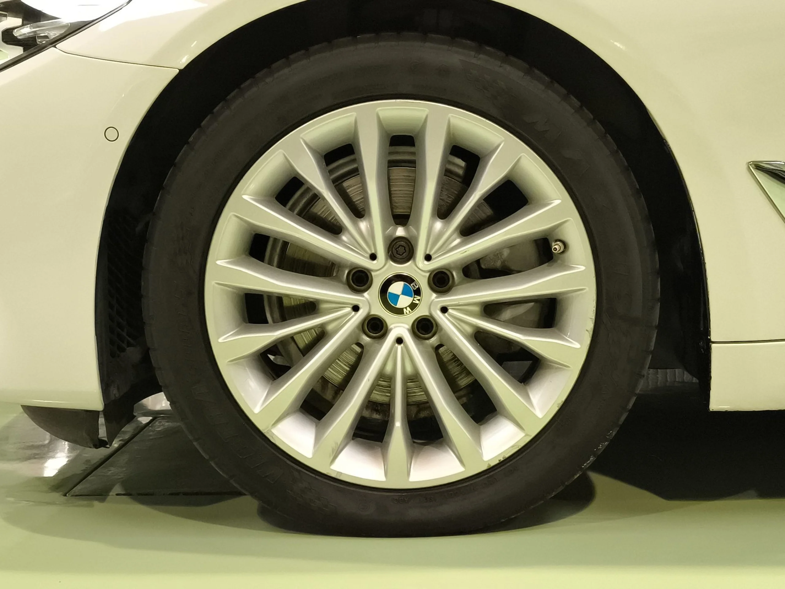 BMW Serie 5 520d 140 kW (190 CV) - Foto 7