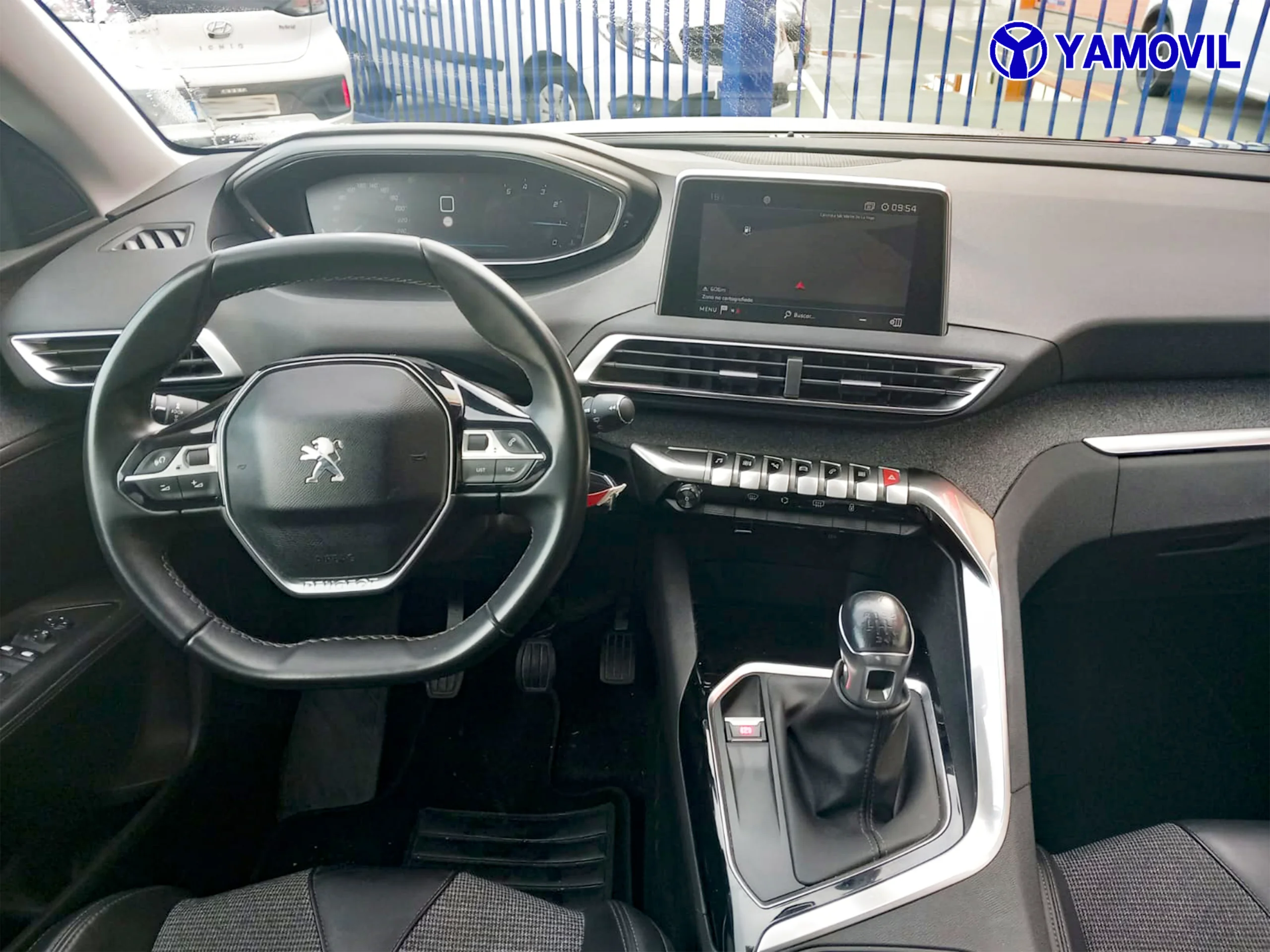 Peugeot 3008 PureTech 130 SANDS Allure 96 kW (130 CV) - Foto 5