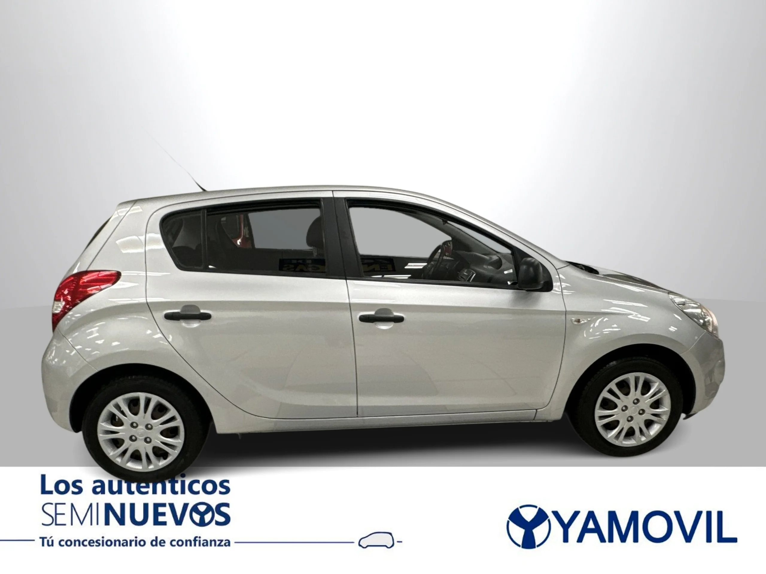 Hyundai I20 1.4 Comfort 74 kW (100 CV) - Foto 6