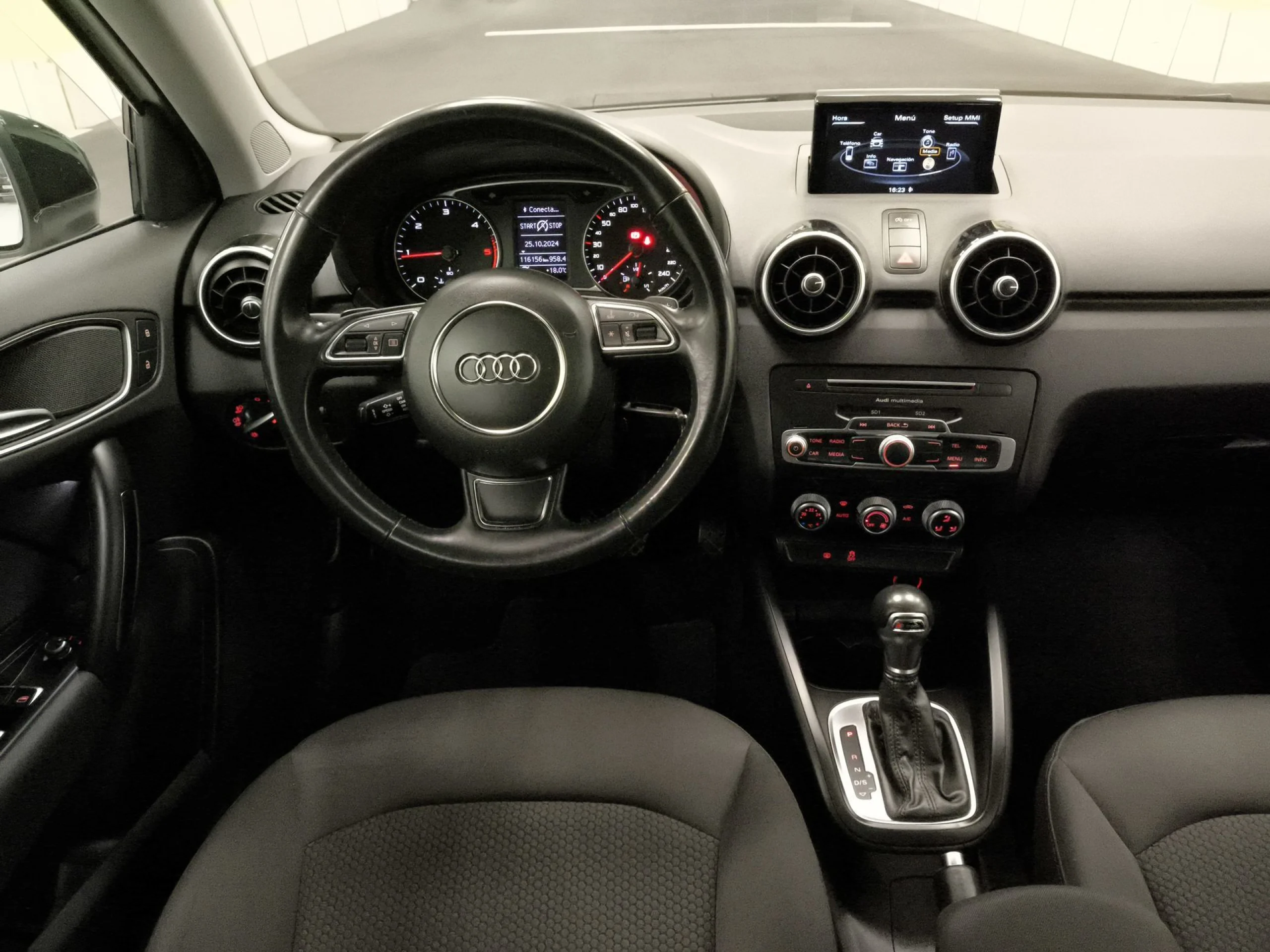 Audi A1 Sportback Adrenalin 1.4 TDI ultra 66 kW (90 CV) S tronic - Foto 16