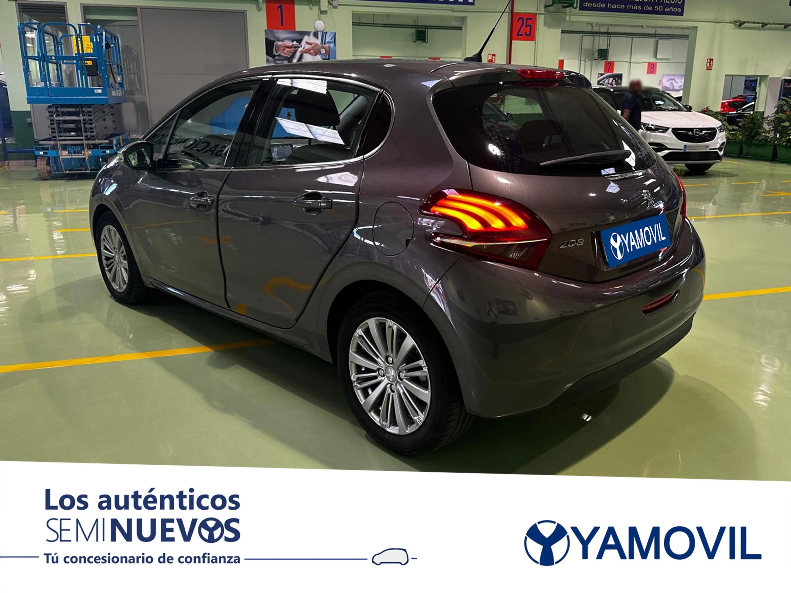 Peugeot 208 1.2L PureTech Allure  81 kW (110 CV) - Foto 4