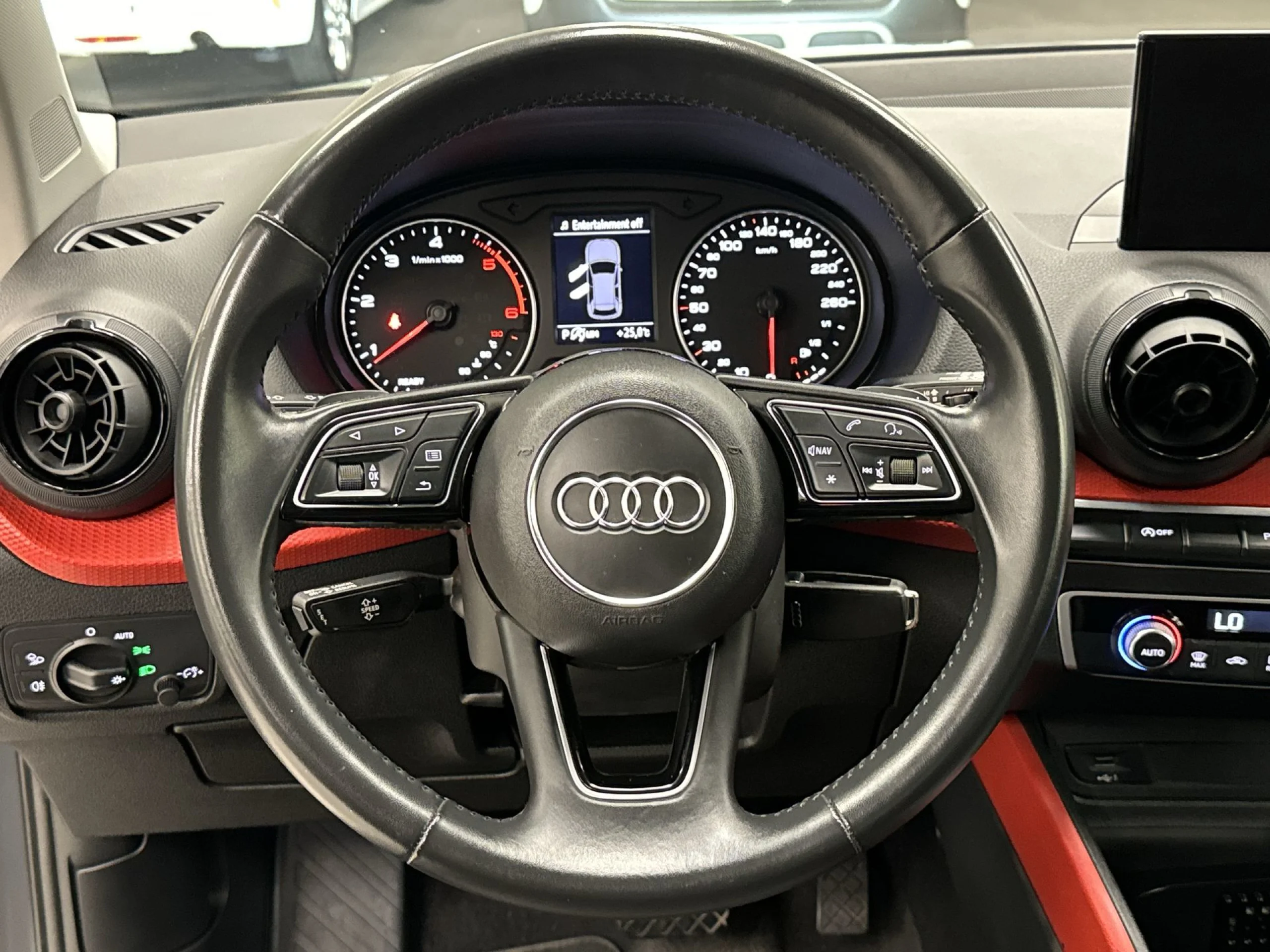 Audi Q2 sport edition 2.0 TDI quattro 110 kW (150 CV) S tronic - Foto 11